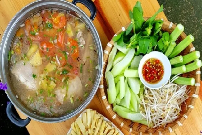 2 cách nấu canh chua cá lăng thơm nức mũi cả nhà ai cũng thích