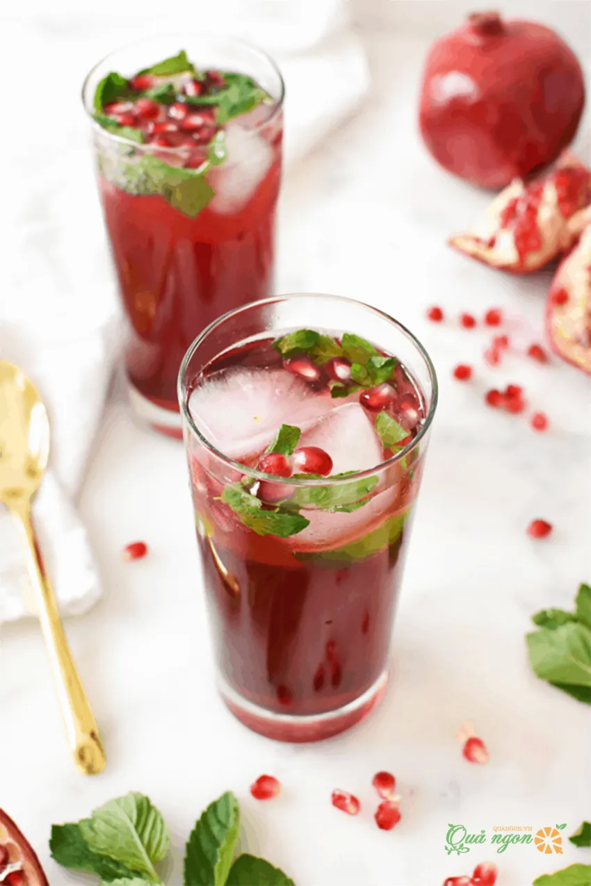 Cách pha chế cocktail mojito lựu bạc bà