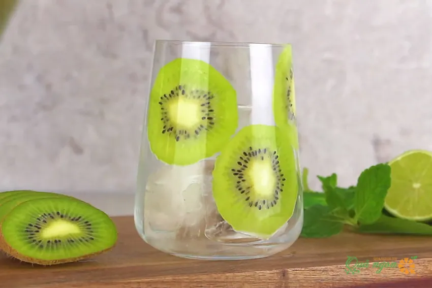 Cách pha chế Mocktail Kiwi không chứa cồn