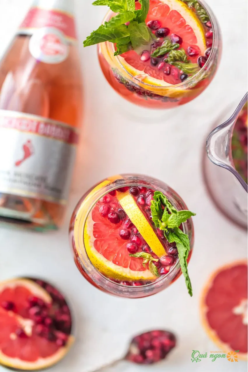 Công thức Cocktail Sangria Champagne hồng