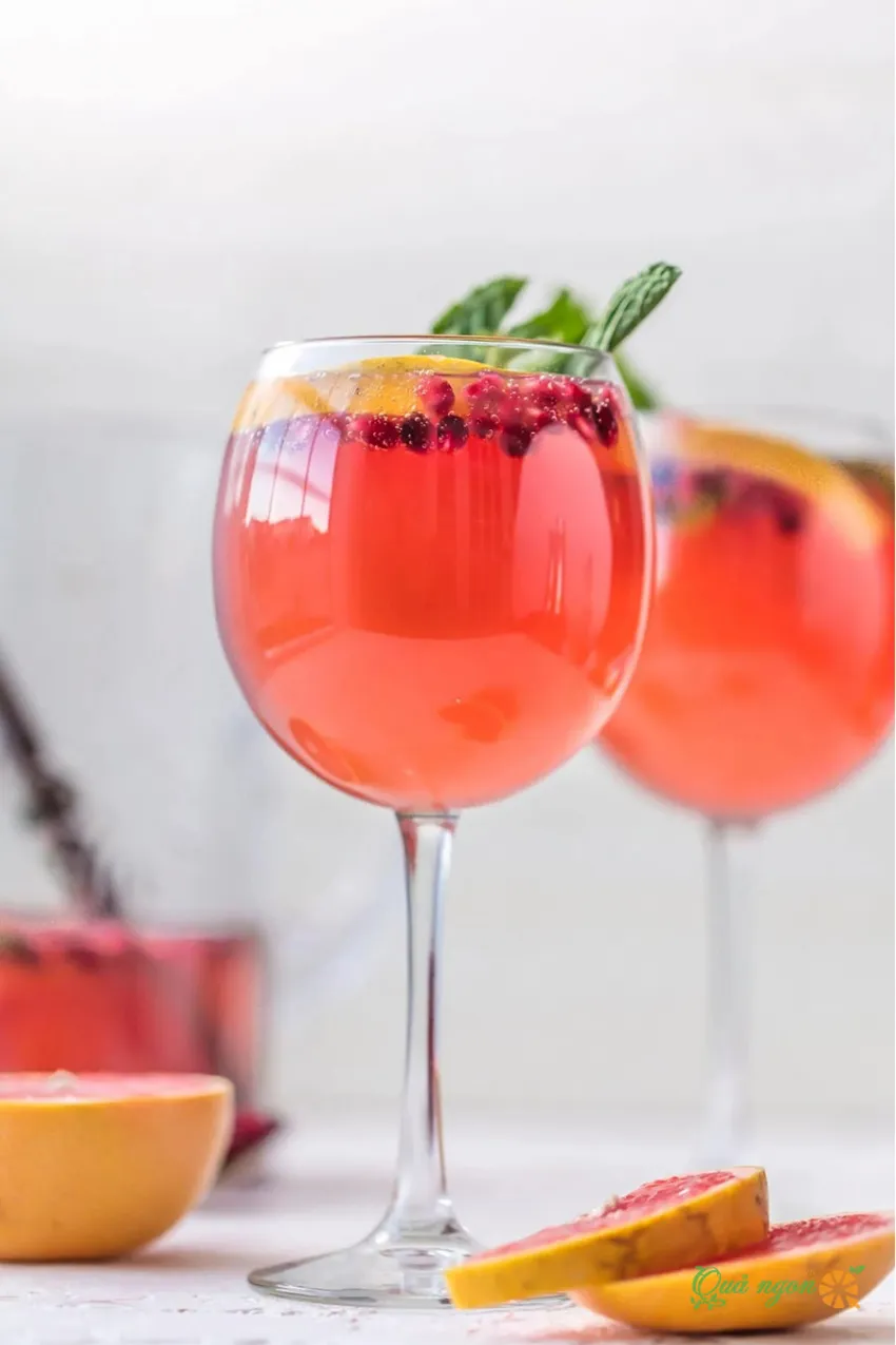 Công thức Cocktail Sangria Champagne hồng