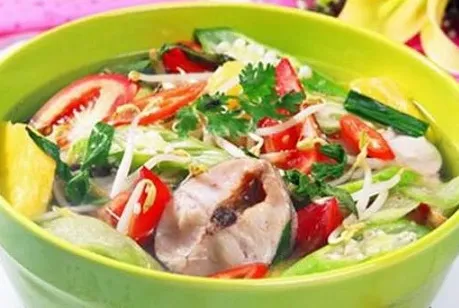 Hướng dẫn cách làm canh chua cá lóc ngon như nhà làm