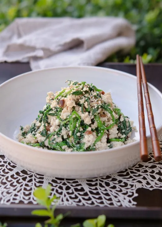 Mách bạn cách làm salad đậu hũ cải xoong giải nhiệt ngày hè